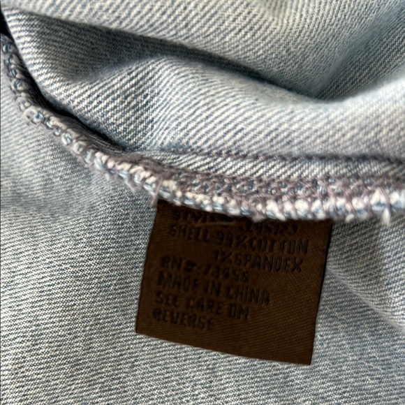 Lee Classic Blue Jean Jacket - Picture 10 of 11